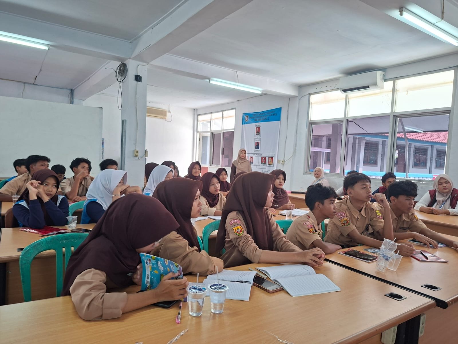 KKM 21 Desa Kalong Sawah Hadirkan Sekolah Sehat Mental Vol. 2, Tanamkan Self Love melalui Tema “Aku Berharga, Aku Bisa”