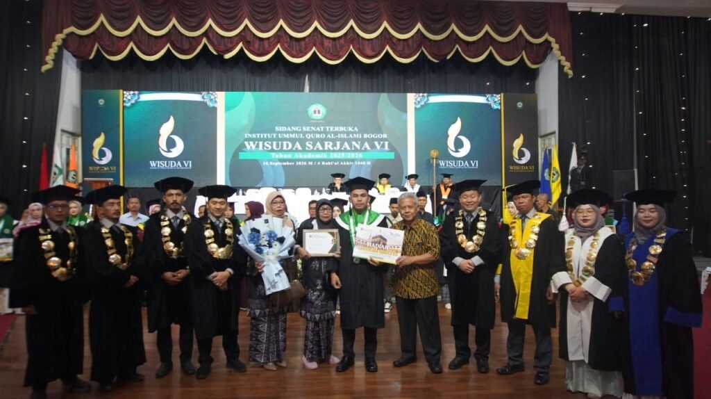 Abrar Asham Lubis Raih Penghargaan Wisudawan Terbaik Tahfidz 30 Juz pada Wisuda VI IUQI Bogor